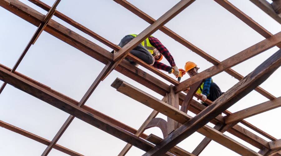 Professional gutter cleaning services in Saint Pauls, NC